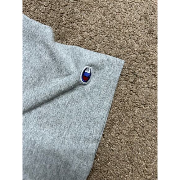 Men’s Medium Champion Gray and Maroon Embroidered Big C Graphic Tee T-Shirt - Picture 4 of 7